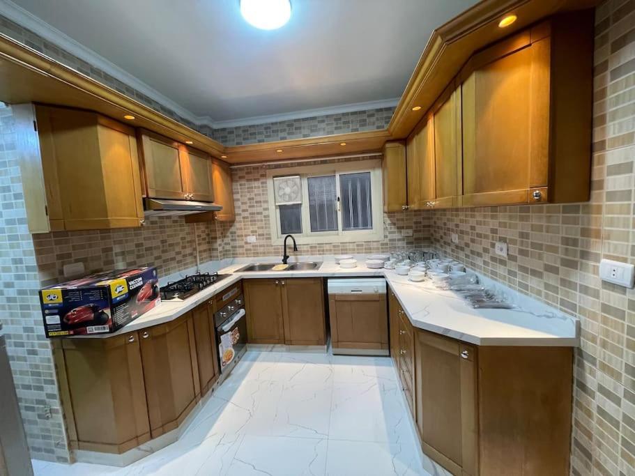 Apartment Modern Open View Sunny Bright Cairo